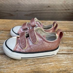 Converse All Stars baby size 4